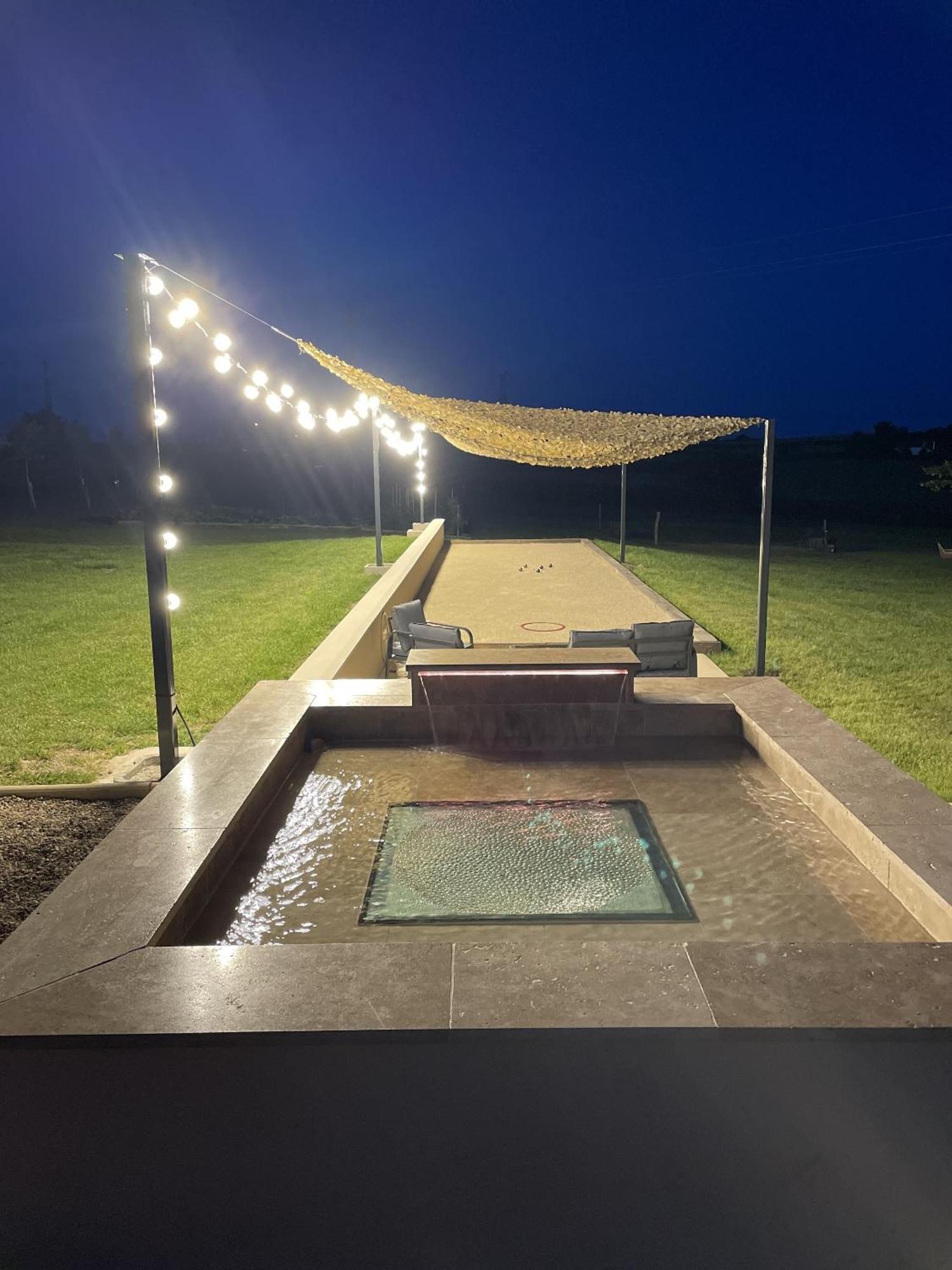 Le Lodge Spa Saint-Laurent-d'Andenay Ngoại thất bức ảnh