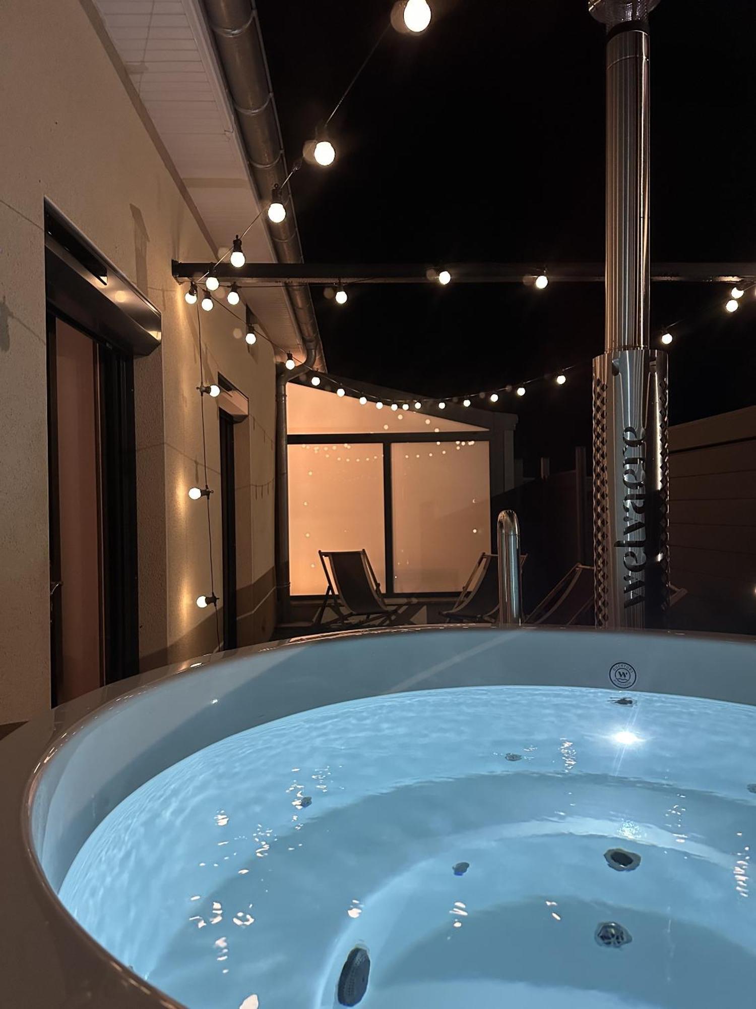 Le Lodge Spa Saint-Laurent-d'Andenay Ngoại thất bức ảnh
